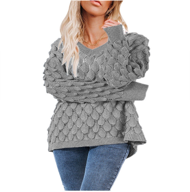 Pull en maille épaisse pour femmes avec motif ondulé sculptural et col en V Chic & Stil