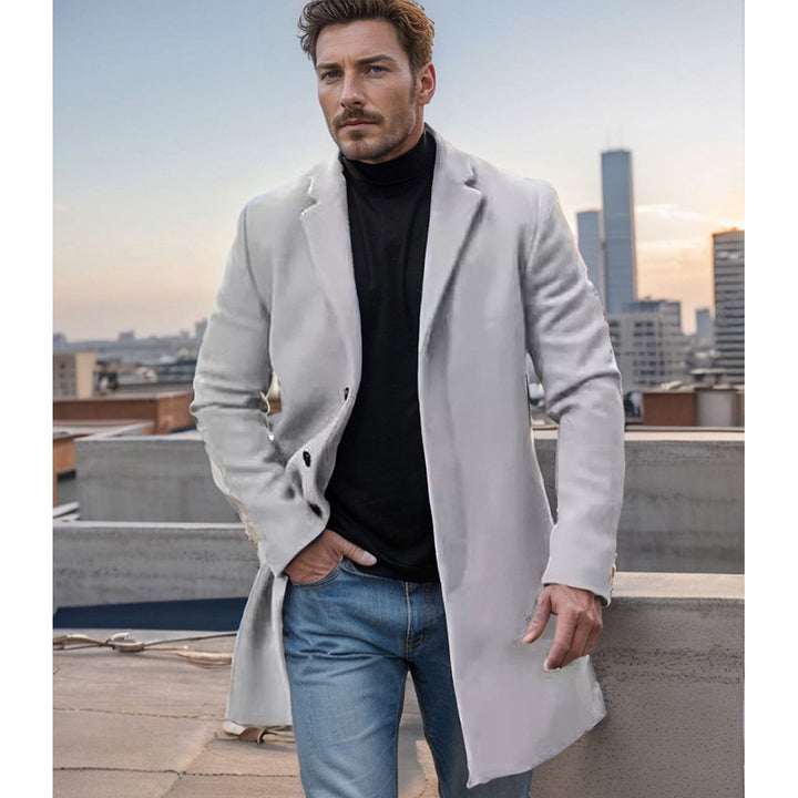 Elegant long coat for men with a minimalist design Lune London