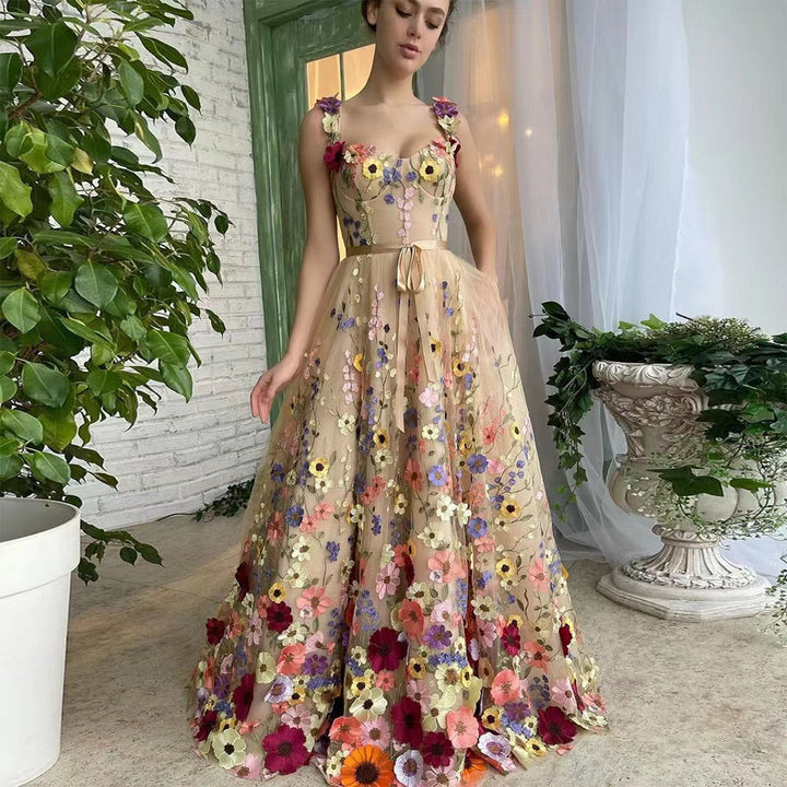 Women's Flower Embroidered Tulle Dress with Waist Belt and A-Line Silhouette Lune London