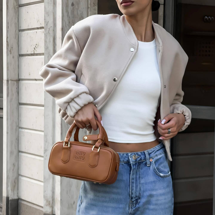 Casual bomber jacket for women with elastic cuffs and chic fashionable cut