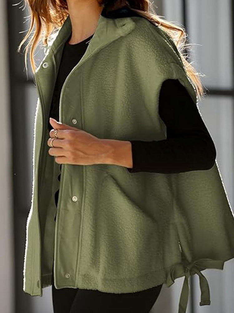 Ladies Oversized Fleece vest with side pockets and snap closure Lune London
