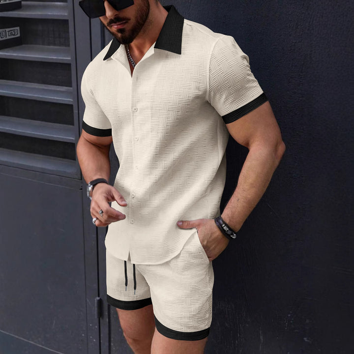 Men's short sleeve shirt and structured design shorts Chic and Style