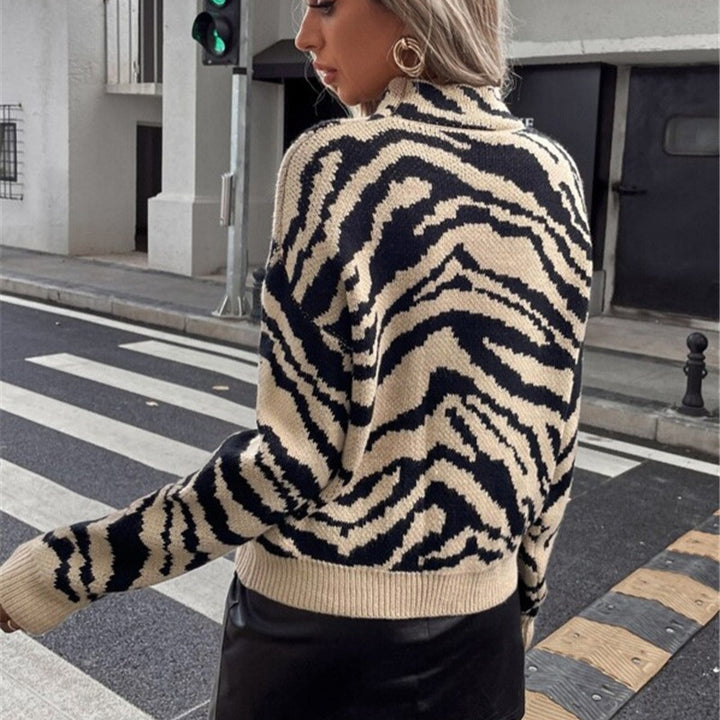 Modern sweater for women with zebra pattern Lune London