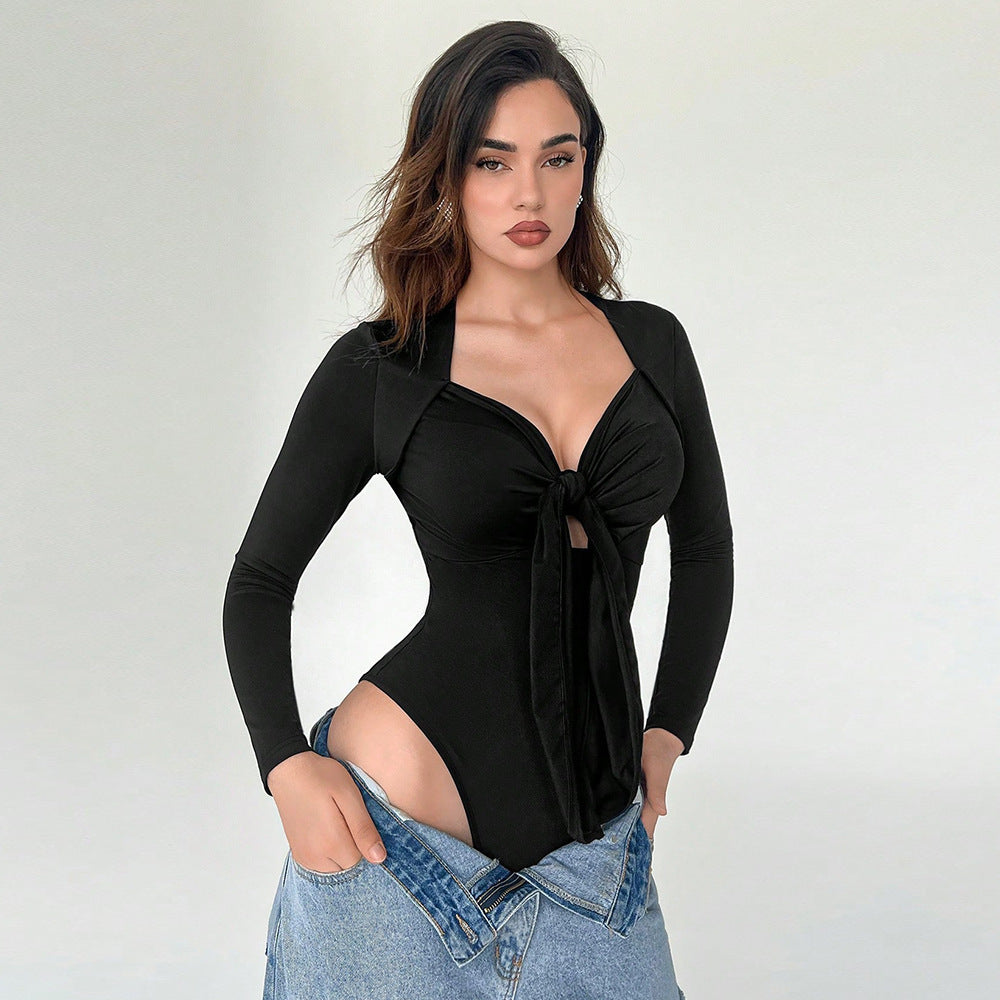 Elegant women's body with knotted detail and deep V neckline Chic & Stil