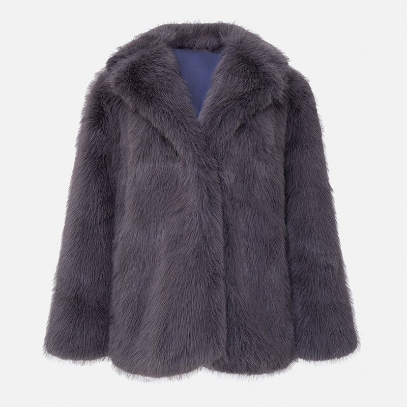 Women Plush Faux Fur Jacket with a Loose Silhouette Lune London