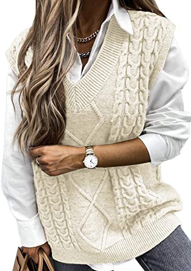 Knitted vest for women with braided design and V-neck Lune London