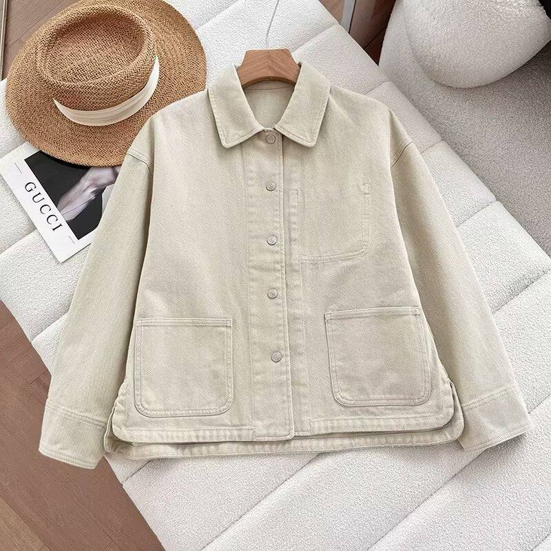Veste en denim décontractée pour femmes avec poches modernes Chic & Stil