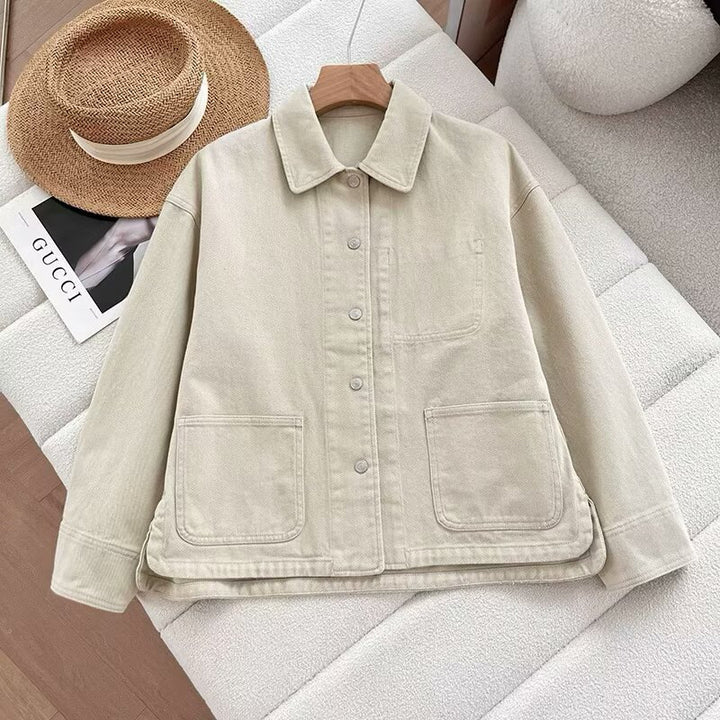 Veste en denim décontractée pour femmes avec poches modernes Chic & Stil