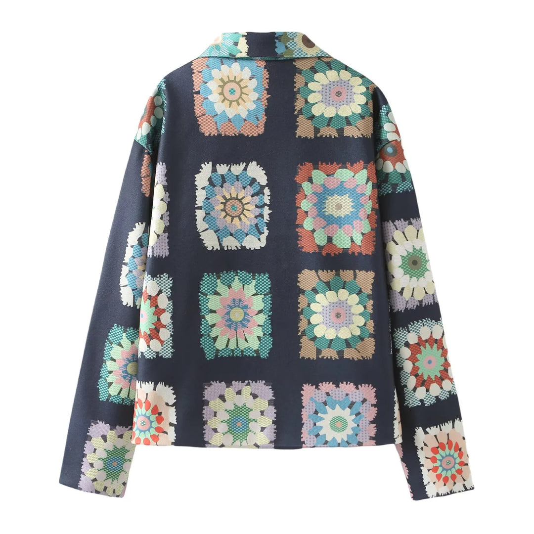 Fashionable women's jacket with floral pattern and practical pockets Lune London