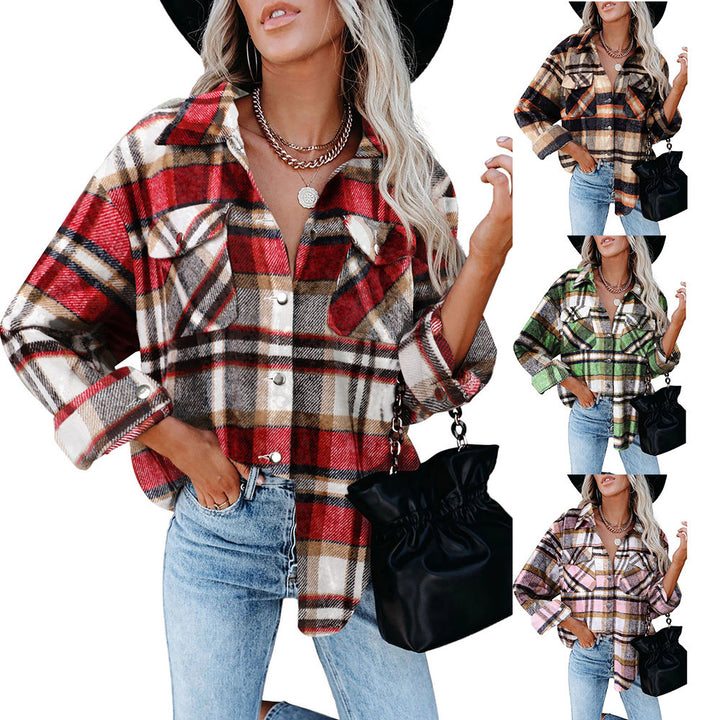 Plaid flannel jacket for women with practical pockets and relaxed fit Lune London