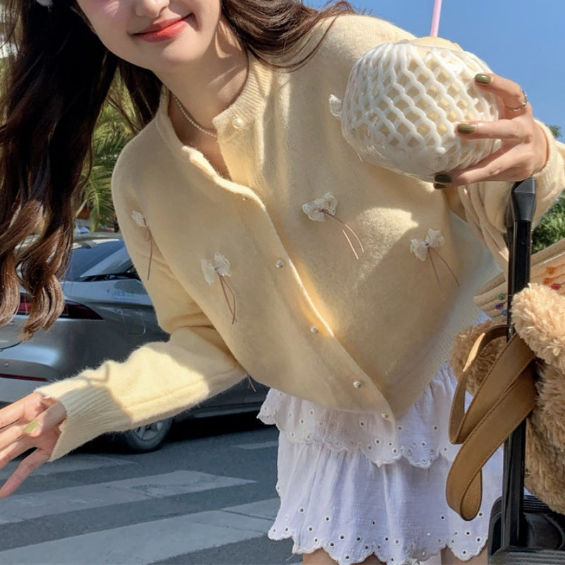 Cardigan Kawaii pour Femme avec Nœuds Décoratifs et Perles Chic & Stil