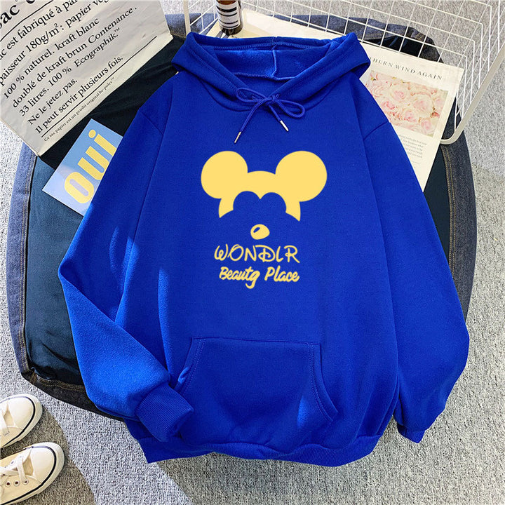 Women's hoodie with playful animal motif Chic & Stil