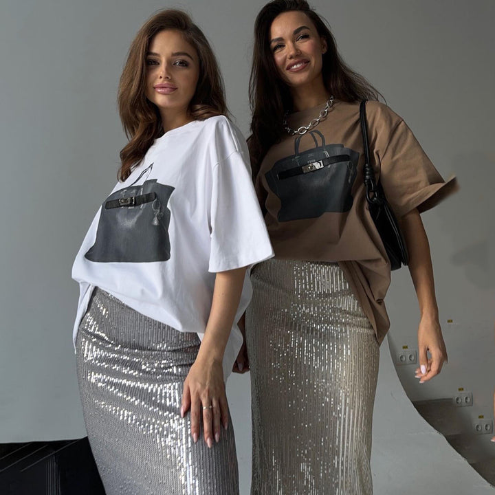Oversized t-shirt for women with trendy handbag print Lune London