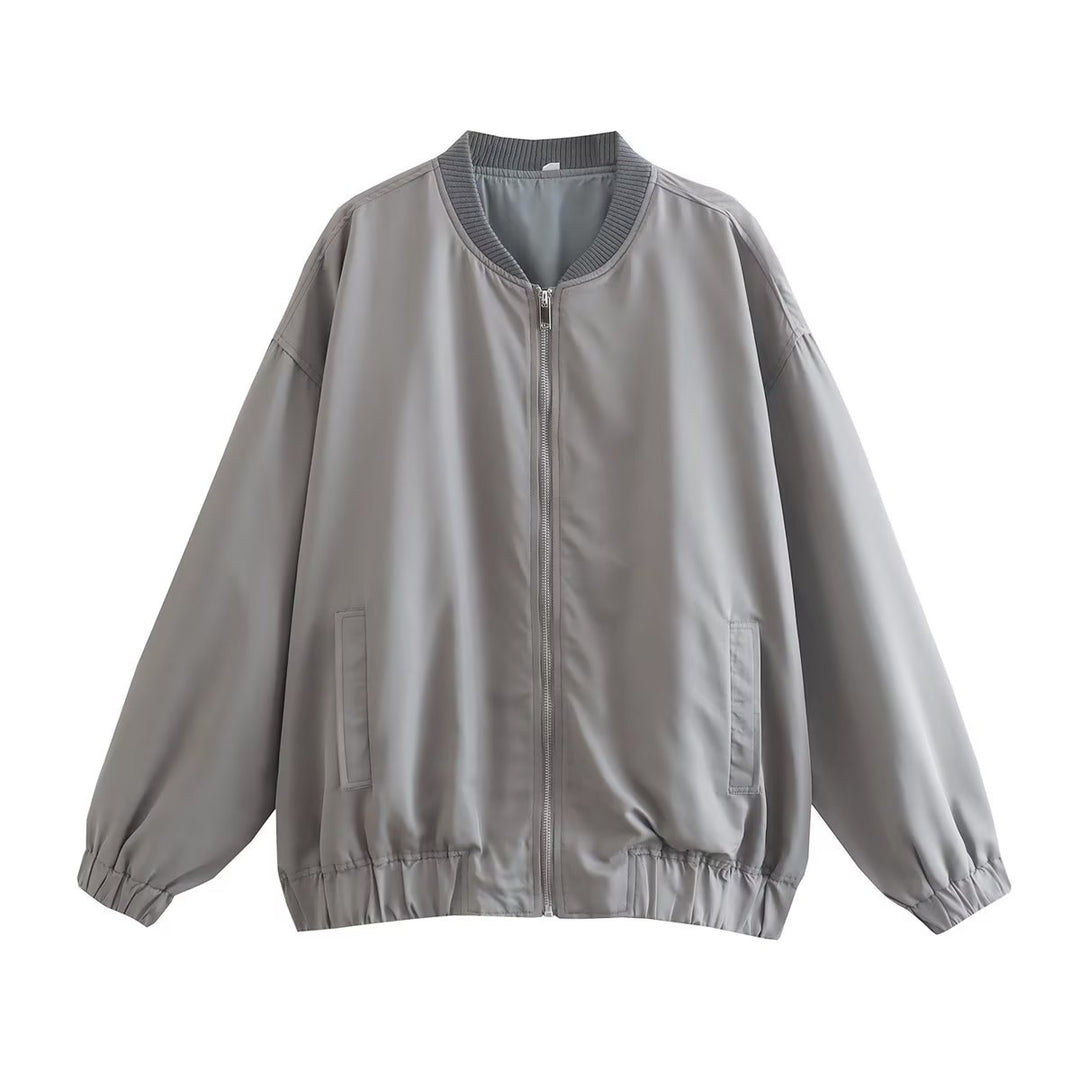 Casual bomber jacket for women in lightweight material with elastic hem and practical pockets Lune London