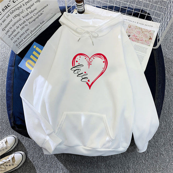 Women's hoodie with romantic heart design and high-quality fleece Chic & Stil