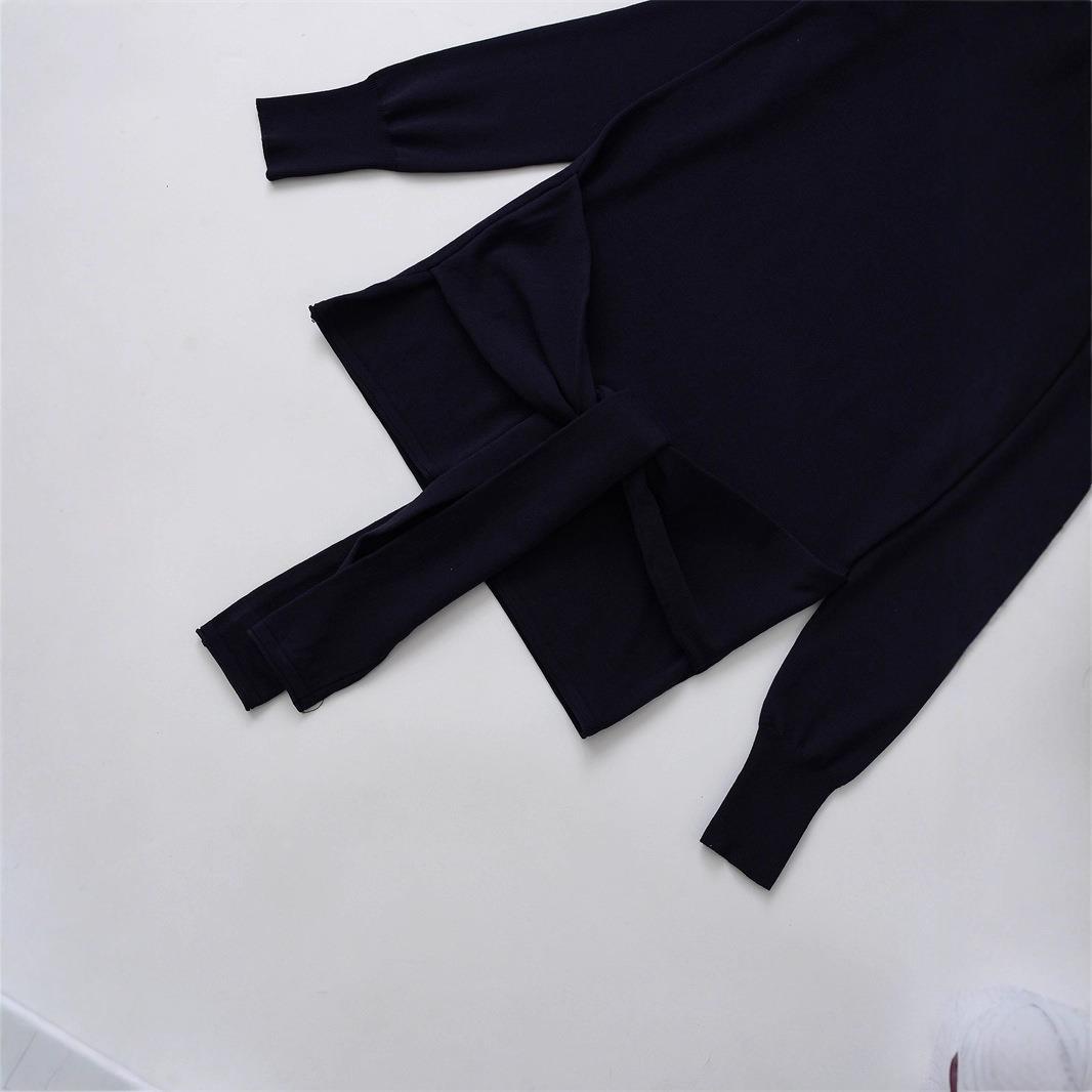 Knit sweater for women with refined belt and elegant cut Lune London