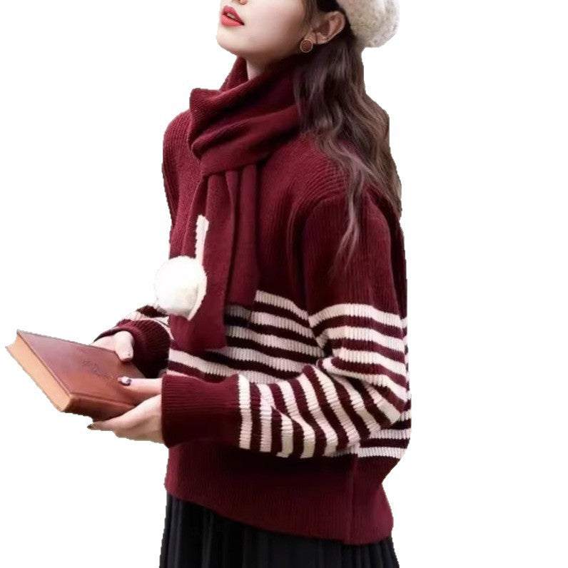 Pull tricoté confortable pour femmes avec col montant et rayures frappantes Chic & Stil