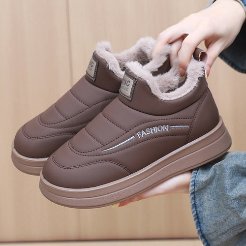 Women's Insulated Sneakers with Non-Slip Sole and Ergonomic Shape Lune London