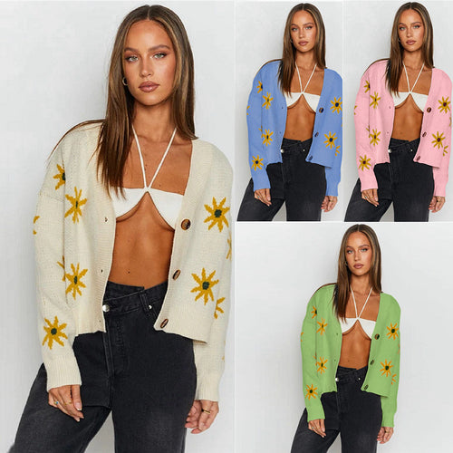 Ladies cozy pullover with floral appliques Lune London