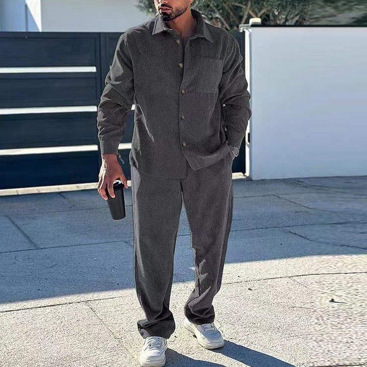 Men's leisure set with innovative fabric and practical pockets Lune London
