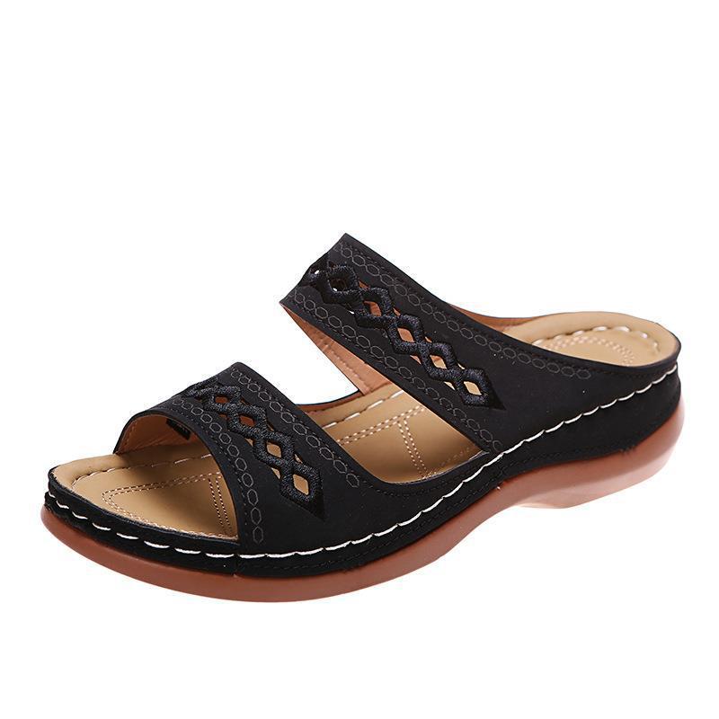Comfortable garden shoes for women with elegant embroidery Lune London