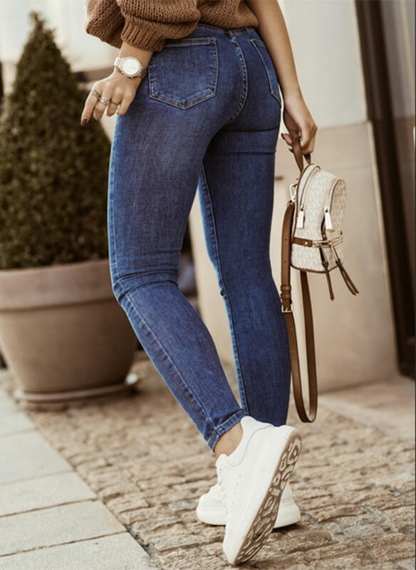 Women's High-Waist Jeans with Button Fly and Slim Fit Cut Lune London