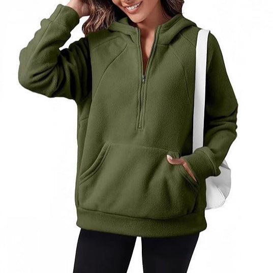 Fleece hooded sweatshirt for women with practical kangaroo pocket Lune London