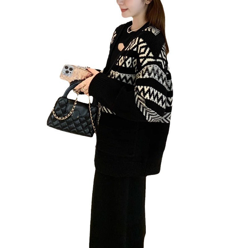 Ladies cozy knit cardigan Lune London