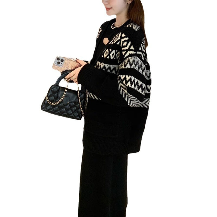 Ladies cozy knit cardigan Lune London