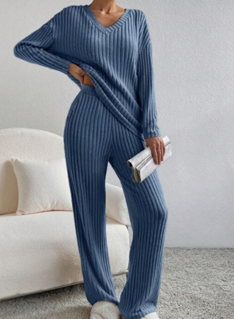 Lune London Soft Ribbed Fabric Leisure Set for Women with V Neck