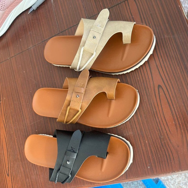 Comfortable strap sandals for ladies with anatomical sole Lune London