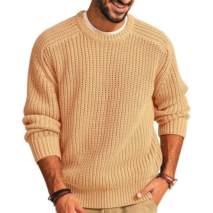 Chunky knit sweater for men with round neck and relaxed fit Lune London