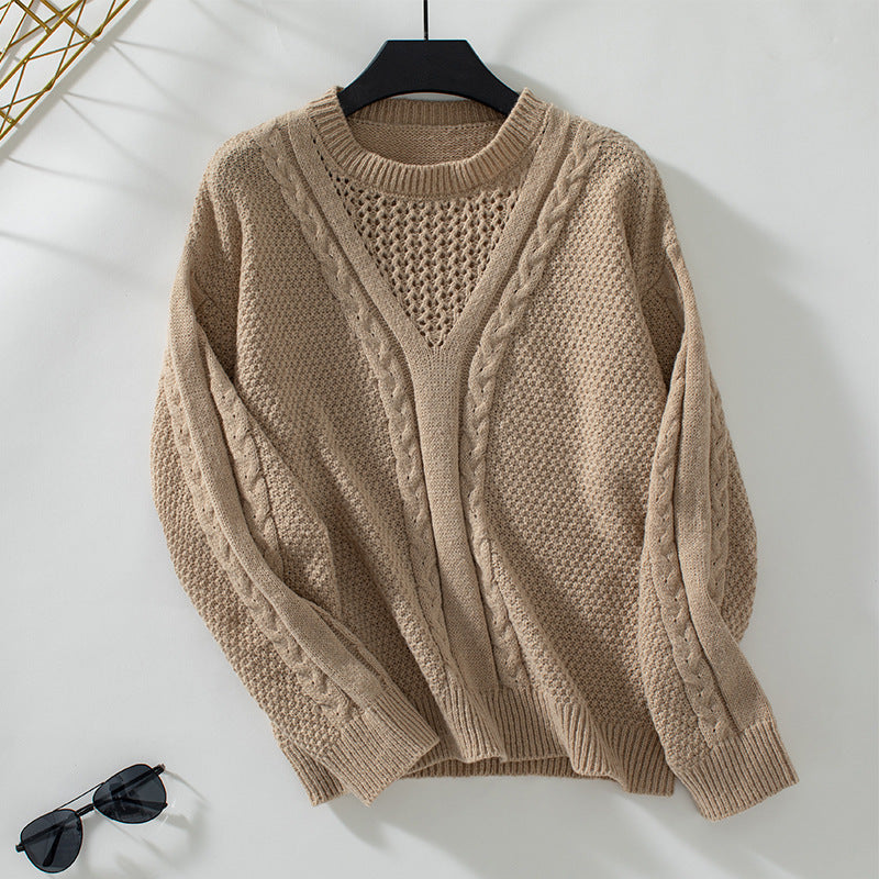 Knit sweater for women with modern V-neck and twist design Lune London