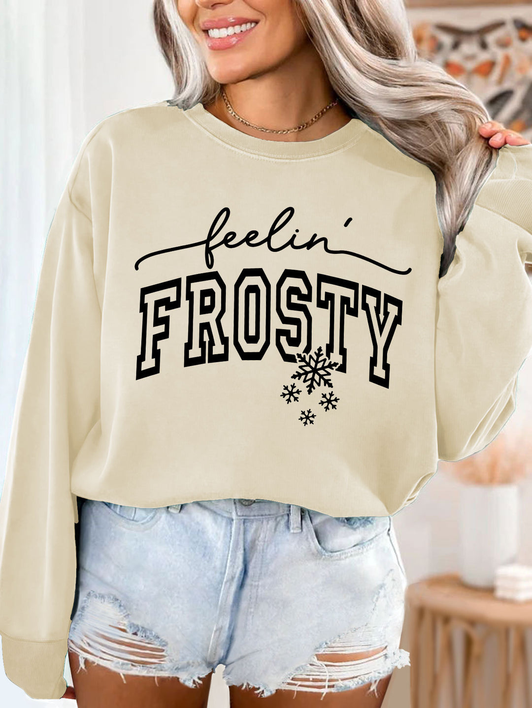Sweat à capuche pour femmes avec impression graphique Chic & Stil