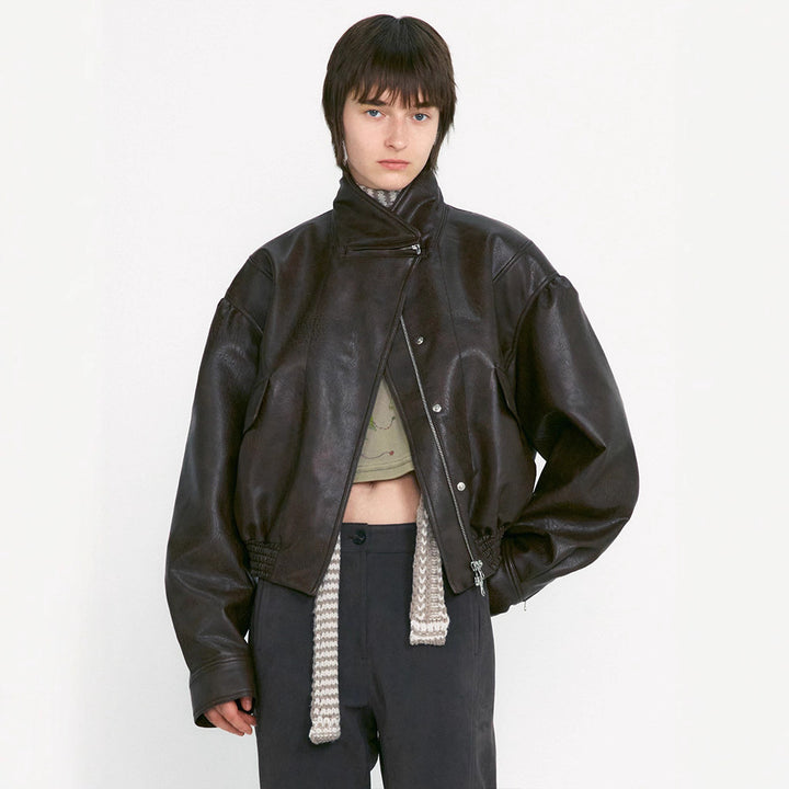 Veste en cuir pour femmes au fit oversized avec poches pratiques Chic & Stil
