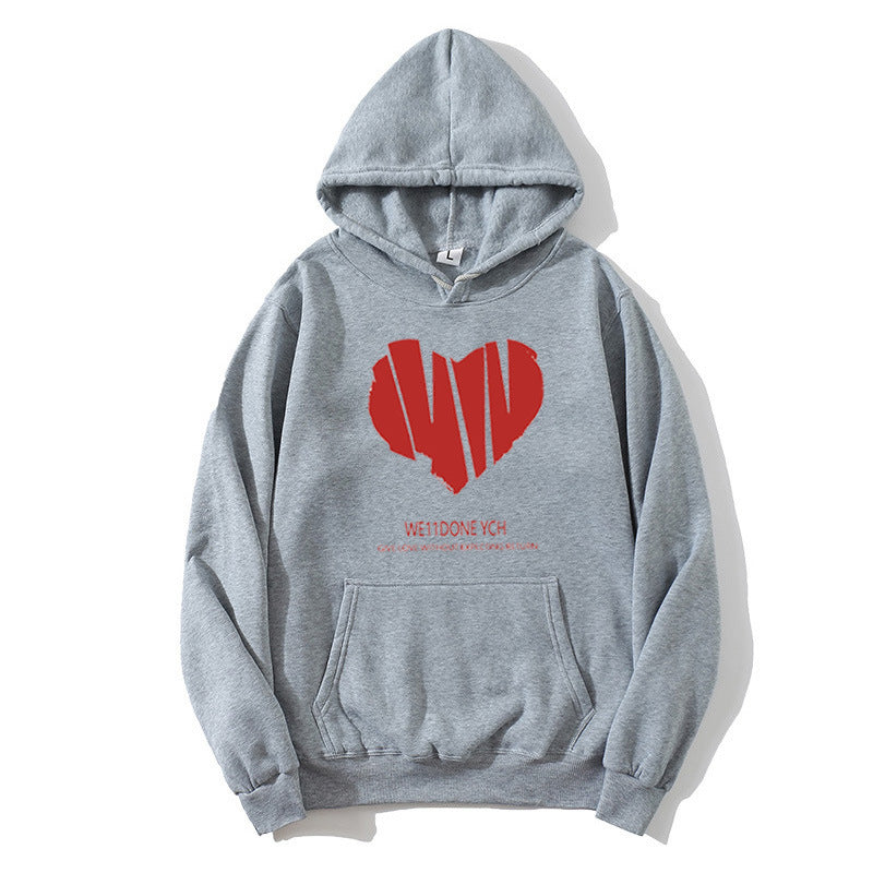 Women's hoodie with creative heart design and stylish lettering Chic & Stil