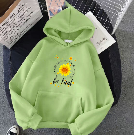 Women's hoodie with inspiring sunflower design Chic & Stil