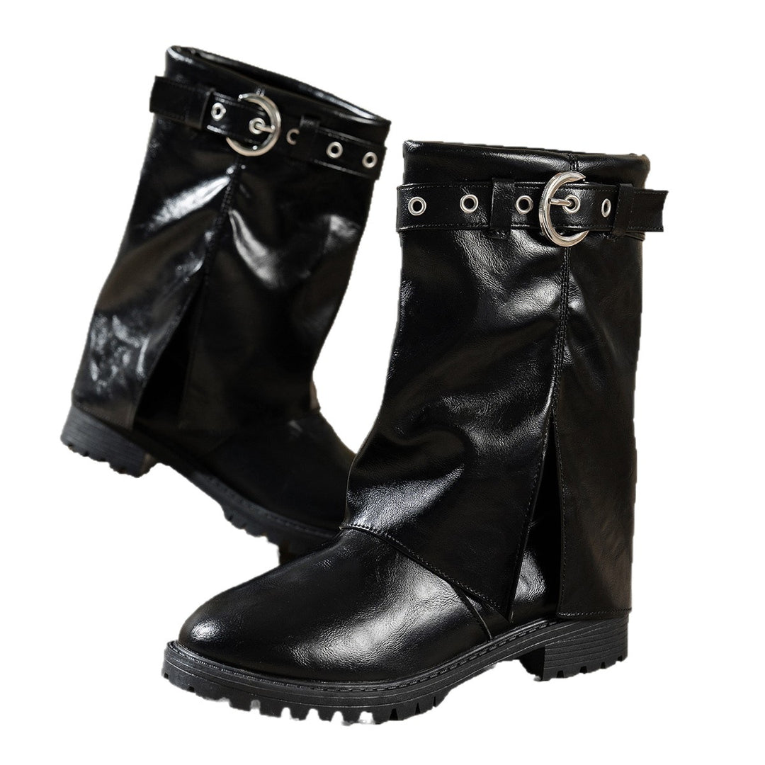 Fashionable women's boots with trendy buckle detail and sturdy profile Lune London