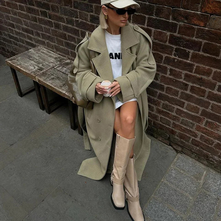 Manteau surdimensionné à la mode pour dames avec ceinture ajustable Chic & Stil