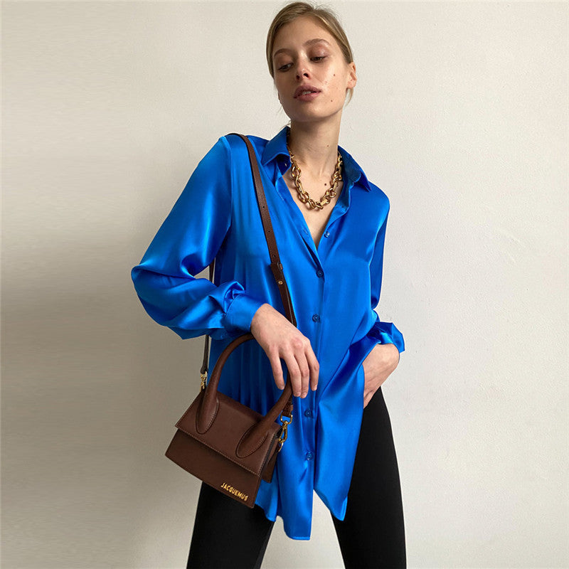 Chemisier en soie élégante pour femmes avec patte de boutonnage Chic & Stil