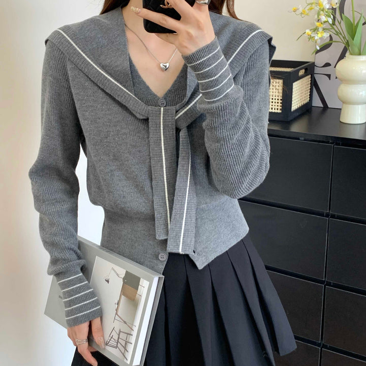 Cardigan femme avec col décoratif et détails de boutons Chic & Stil