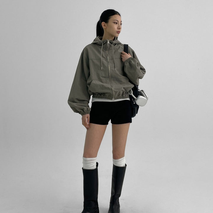 Women's Sporty Jacket with Short Pants Chic & Stil