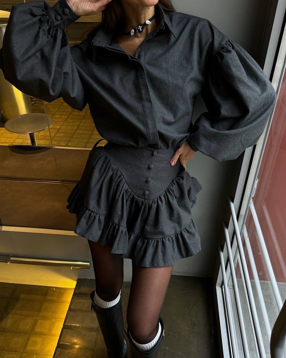 Women's blouse with voluminous sleeves and flounced skirt Lune London