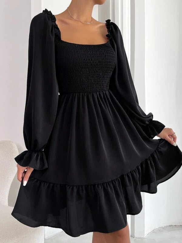 Puff sleeve dress for women with lace details and elastic top Lune London
