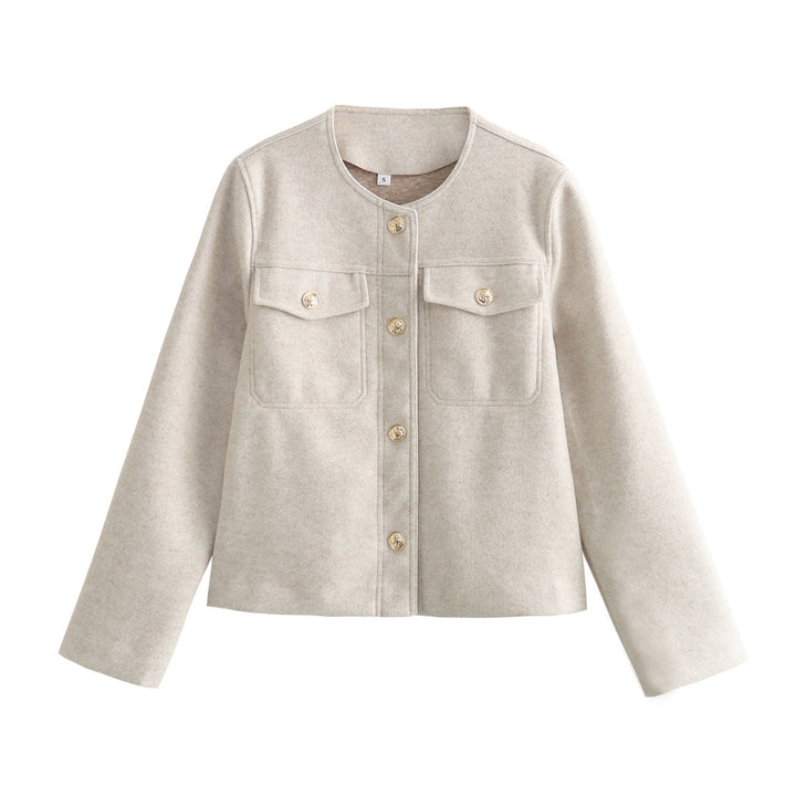 Veste blazer féminine tendance avec des boutons dorés et des poches plaquées Lune London