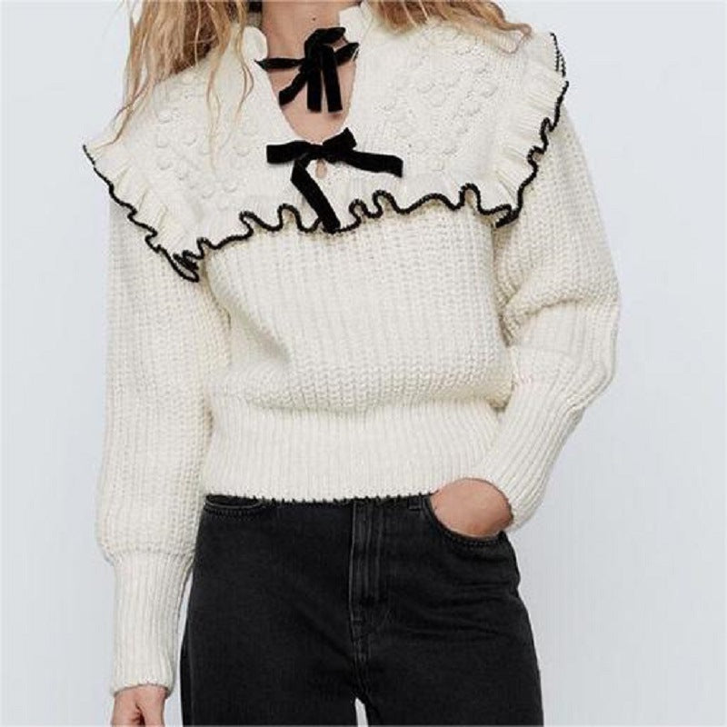 Knitted sweater for women with ruffled collar and decorative bows Lune London
