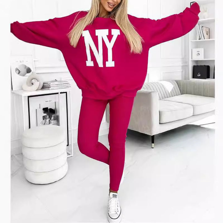 Oversized women's sweatshirt with large letters and matching leggings Lune London