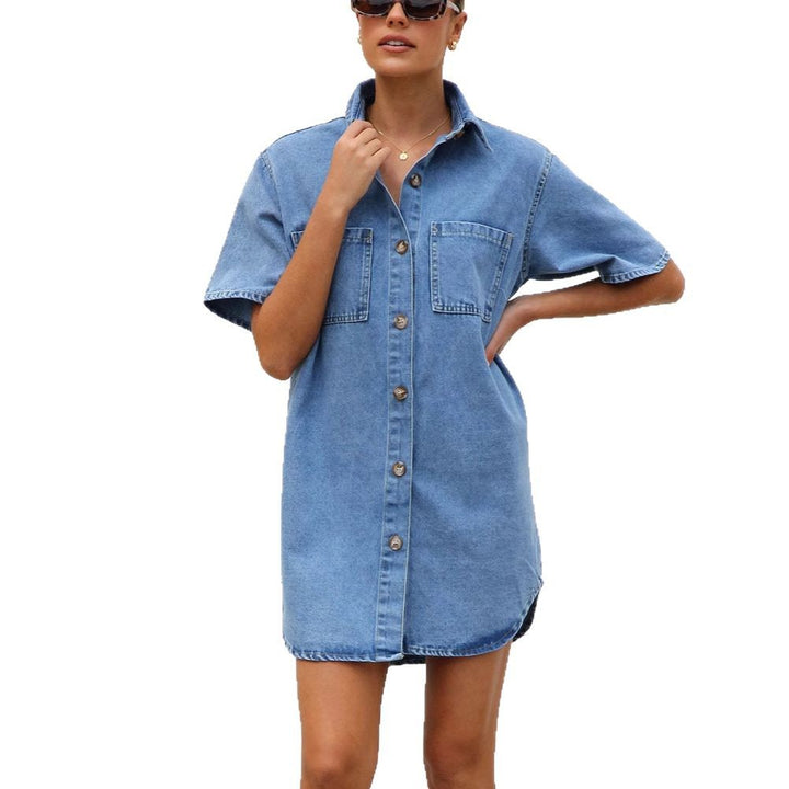 Casual fit denim shirt dress for women with practical pockets Chic & Stil