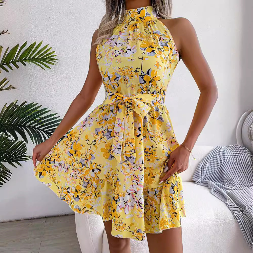 Summer dress for women with an elegant high collar and a playful floral pattern Lune London