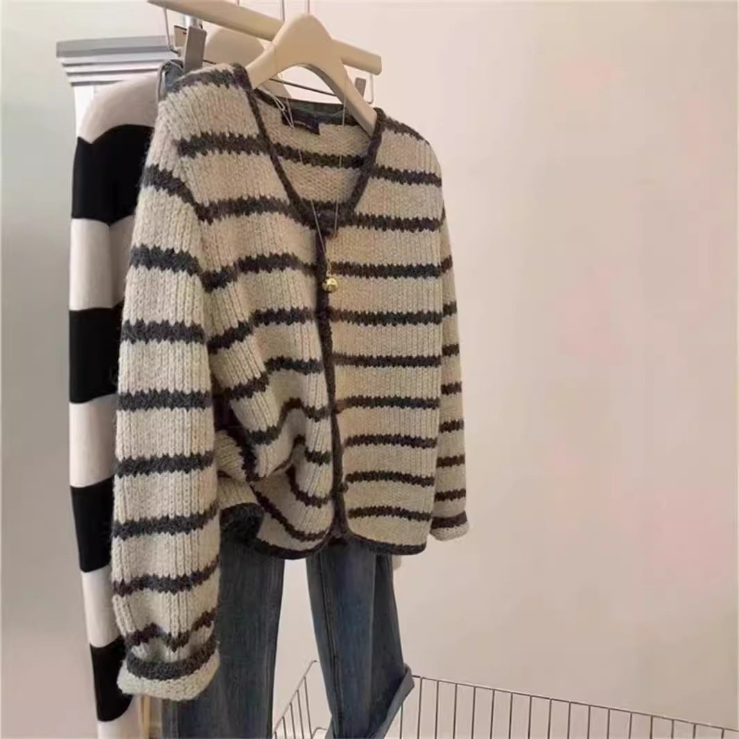 Boho style knit jacket for women with button placket and wide sleeves Lune London